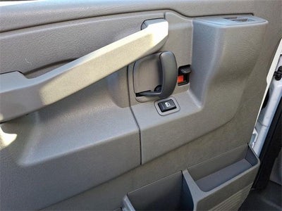 2024 Chevrolet Express Cutaway 4500 Base