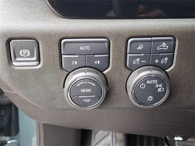 2025 Chevrolet Silverado 1500 Crew Cab Standard Box 4-Wheel Drive LT