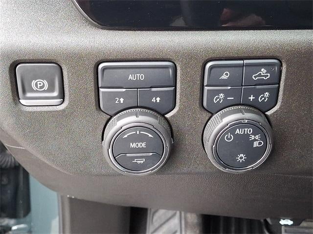 2025 Chevrolet Silverado 1500 Crew Cab Standard Box 4-Wheel Drive LT