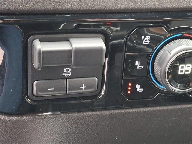 2023 Chevrolet Silverado 1500 Crew Cab Short Box 4-Wheel Drive High Country