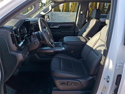 2025 Chevrolet Silverado 1500 LTZ