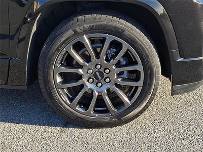 2023 GMC Acadia AWD Denali