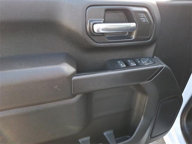 2023 GMC Sierra 2500 HD Crew Cab Standard Box 4-Wheel Drive Pro