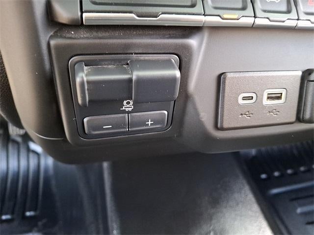 2023 GMC Sierra 2500 HD Crew Cab Standard Box 4-Wheel Drive Pro