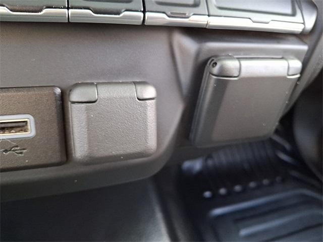 2023 GMC Sierra 2500 HD Crew Cab Standard Box 4-Wheel Drive Pro