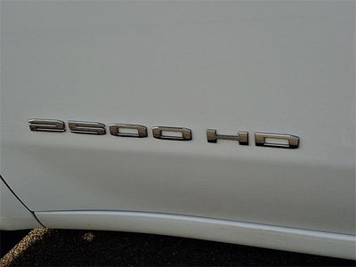 2023 GMC Sierra 2500 HD Crew Cab Standard Box 4-Wheel Drive Pro