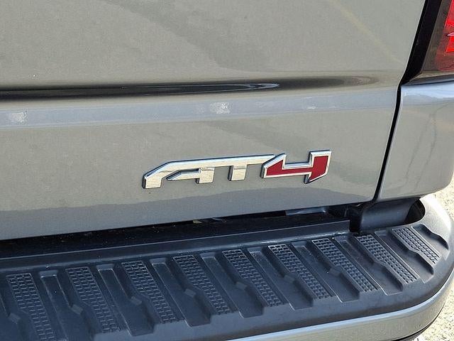 2023 GMC Sierra 1500 Crew Cab Short Box 4-Wheel Drive AT4