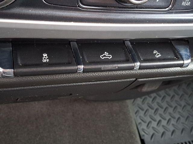 2014 GMC Sierra 1500 Double Cab Standard Box 4-Wheel Drive SLE