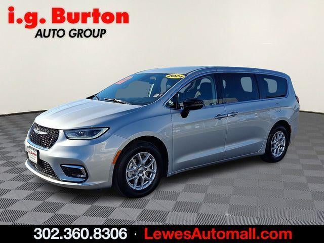 2024 Chrysler Pacifica Touring L FWD