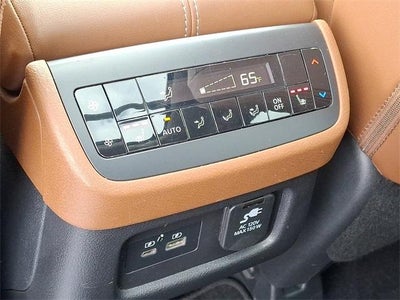 2023 Nissan Pathfinder Platinum 4WD