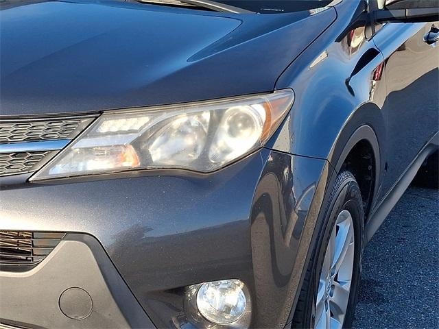 2014 Toyota RAV4 AWD 4dr XLE (Natl)