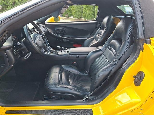 2004 Chevrolet Corvette Base