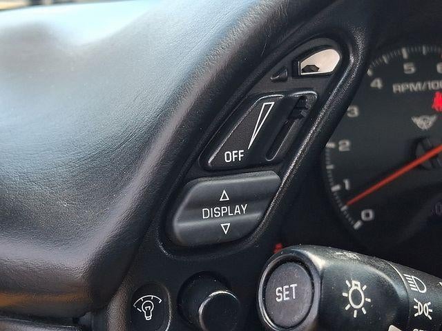 2004 Chevrolet Corvette Base