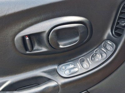 2004 Chevrolet Corvette Base