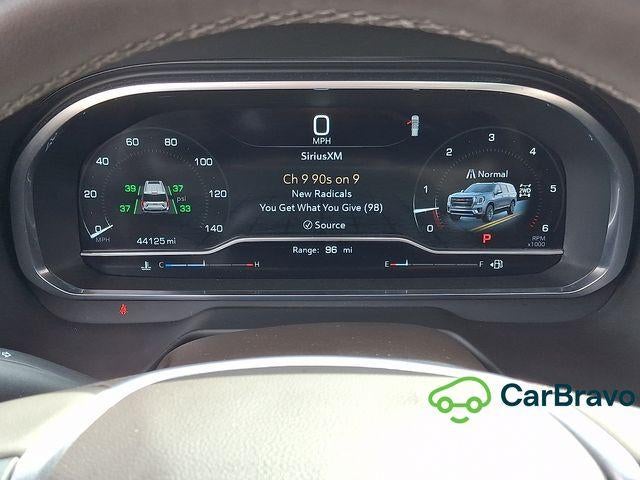 2023 GMC Yukon XL SLT