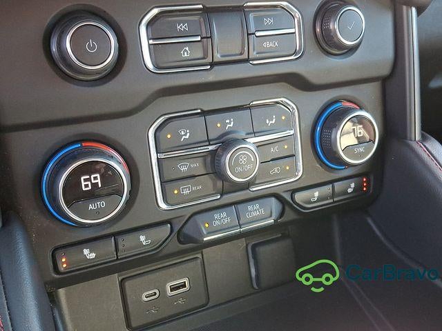 2021 Chevrolet Suburban RST