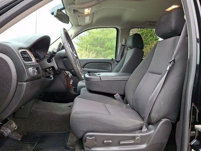 2013 Chevrolet Avalanche LS