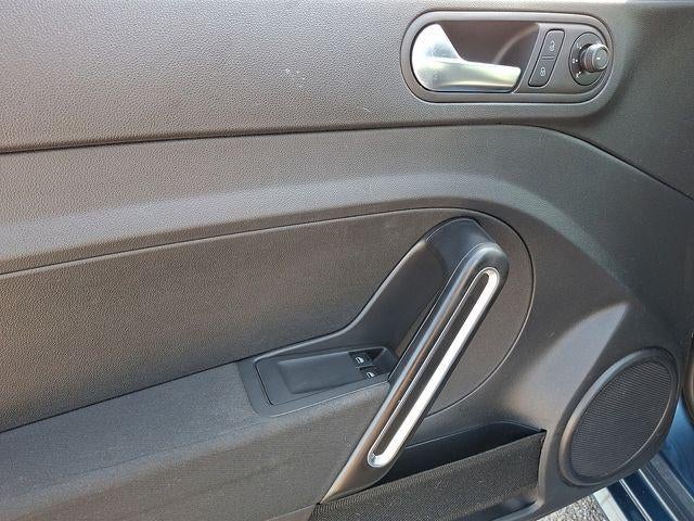 2019 Volkswagen Beetle 2.0T S