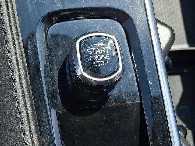 2023 Volvo XC90 B6 Plus 7-Seater