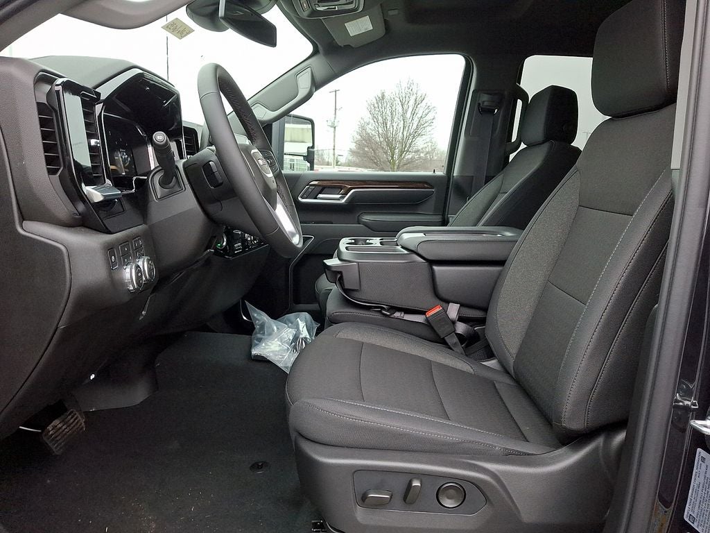 2026 GMC Sierra 2500HD SLE