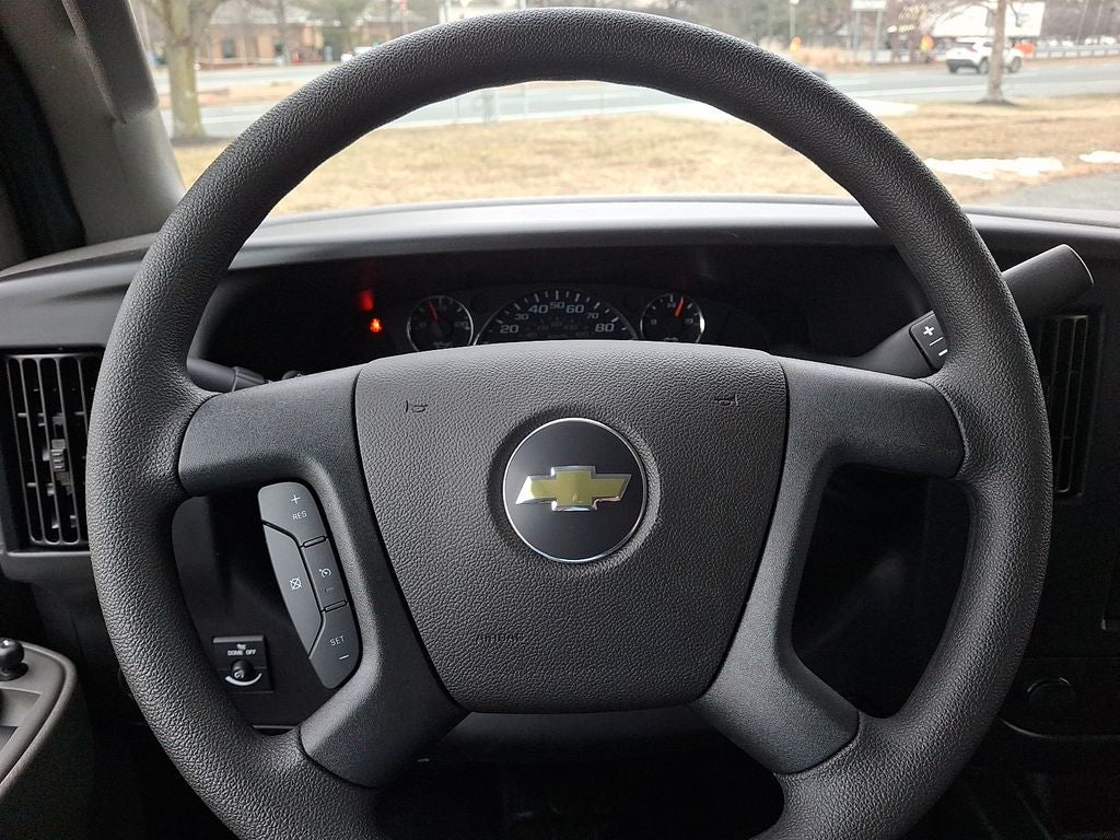 2025 Chevrolet Express 2500 Work Van Cargo