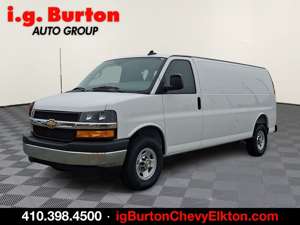 2025 Chevrolet Express 2500 Work Van Cargo