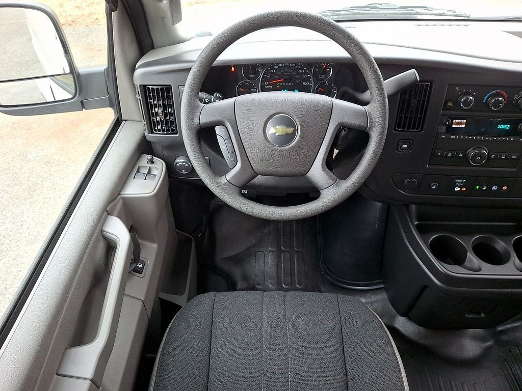 2025 Chevrolet Express 2500 Work Van Cargo